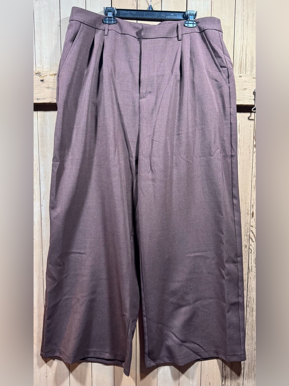 PrettyLittleThing Plus Chocolate Brown High-Waist Pleated Wide Leg Trousers